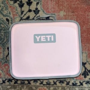 Yeti Lunchbox